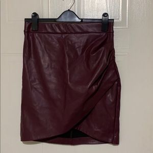 NWT Burgundy dynamite skirt